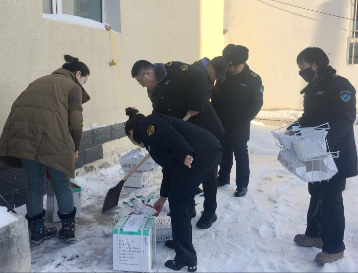 圖為銷毀現(xiàn)場(chǎng)。（蘇日嘎拉圖 攝）