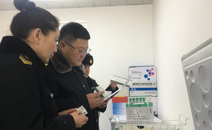 圖為檢查現(xiàn)場(chǎng)。（蘇日嘎拉圖 攝）