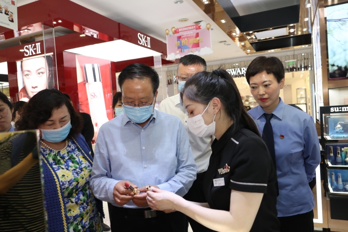 新疆全面啟動(dòng)化妝品安全科普宣傳周活動(dòng)