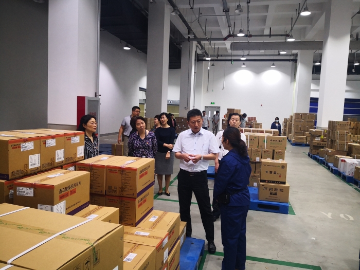 圖為調(diào)研現(xiàn)場(chǎng)。