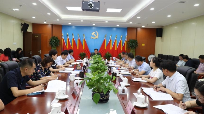 新疆召開化妝品集中交易市場、批發(fā)（零售）企業(yè)專項整治工作動員會