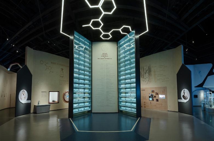 這個周末，來一場穿越時空的化妝挑戰(zhàn)