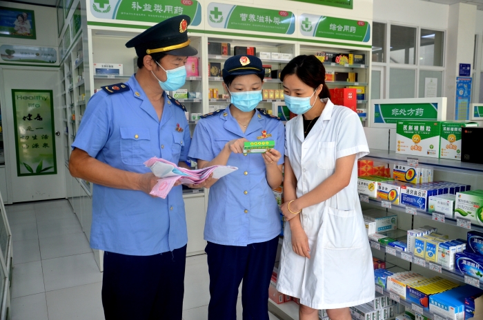 長(zhǎng)興強(qiáng)化執(zhí)法檢查保障秋季用藥安全1
