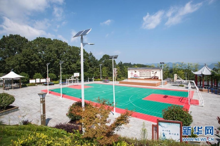 湖北省?？悼h馬良鎮(zhèn)趙家山村文體廣場(chǎng)（8月27日攝）。新華社記者 肖藝九 攝