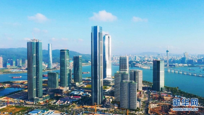 橫琴新地標(biāo)中交匯通·橫琴廣場。 新華社記者 劉大偉 攝