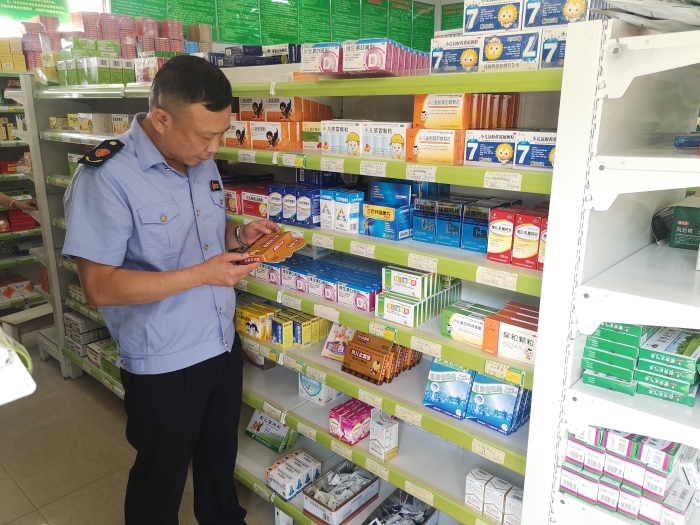 圖為檢查現(xiàn)場。