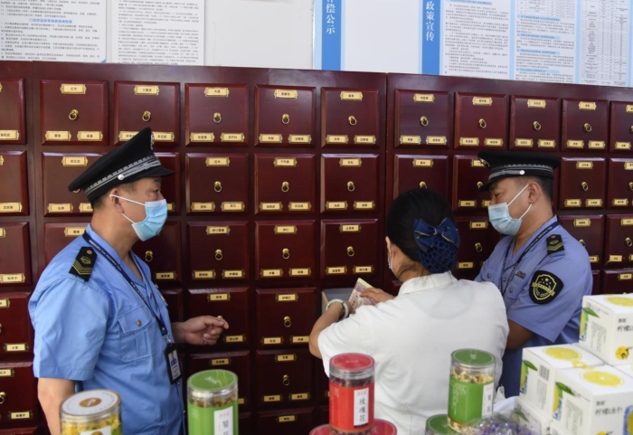 圖為檢查現(xiàn)場(chǎng)。