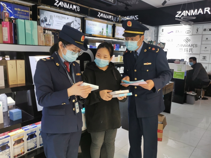 圖為檢查現(xiàn)場(chǎng)。