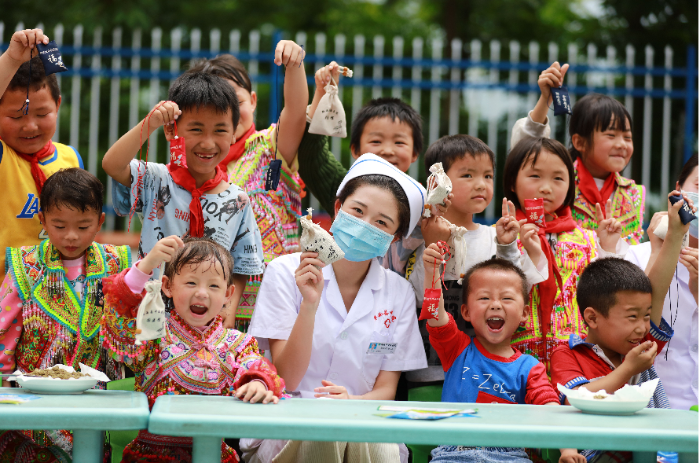 全國(guó)600多所中小學(xué)20萬(wàn)學(xué)生感受中醫(yī)藥文化