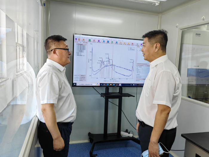省藥監(jiān)局副局長王鐵寒帶隊深入企業(yè)幫扶指導 助力醫(yī)療器械創(chuàng)新發(fā)展
