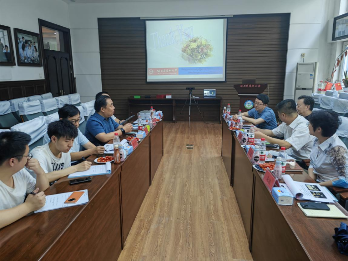 黑龍江省藥監(jiān)局黨組成員、副局長(zhǎng)王鐵寒帶隊(duì)赴省醫(yī)學(xué)科學(xué)院