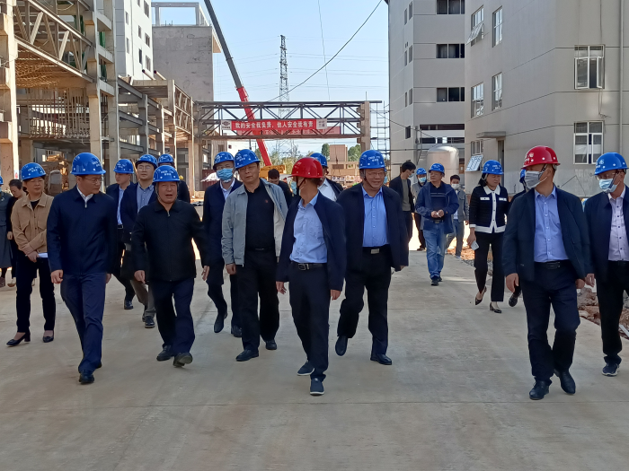 圖為調(diào)研現(xiàn)場。