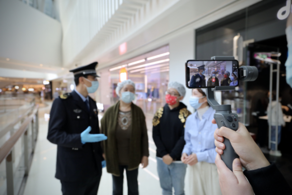 “直擊后廚”活動(dòng)，邀請(qǐng)廣大市民共同監(jiān)督食品安全