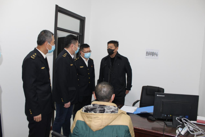 黑龍江省藥監(jiān)局黨組成員、副局長王鐵寒到綜合執(zhí)法監(jiān)督局檢查指導(dǎo)工作