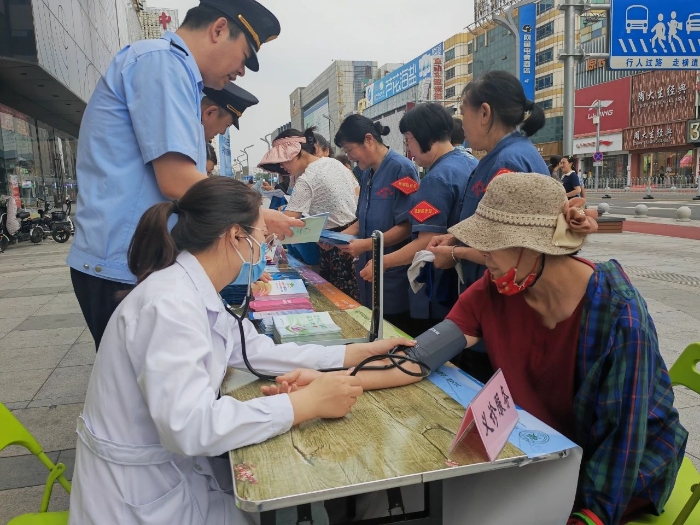 天津市濱海新區(qū)市場監(jiān)管局組織開展2024年“藥品安全宣傳周”系列活動02