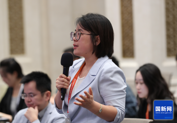 央廣網(wǎng)記者提問(wèn)（劉健 攝）