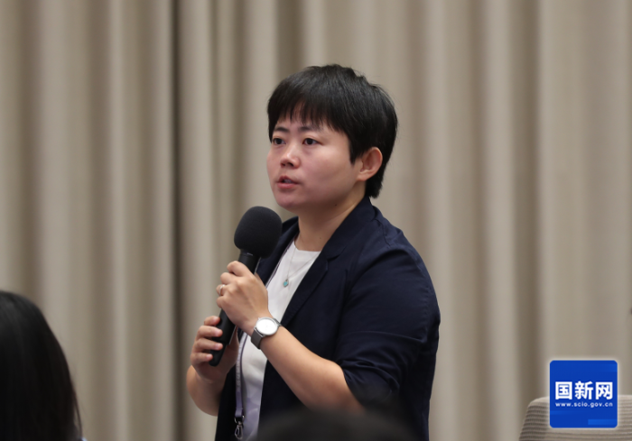 人民日?qǐng)?bào)健康客戶(hù)端記者提問(wèn)（劉健 攝）