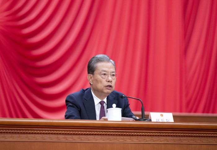 9月14日上午，中共中央、全國人大常委會在北京人民大會堂隆重舉行慶祝全國人民代表大會成立70周年大會。中共中央政治局常委、全國人大常委會委員長趙樂際主持大會。 新華社記者 燕雁 攝