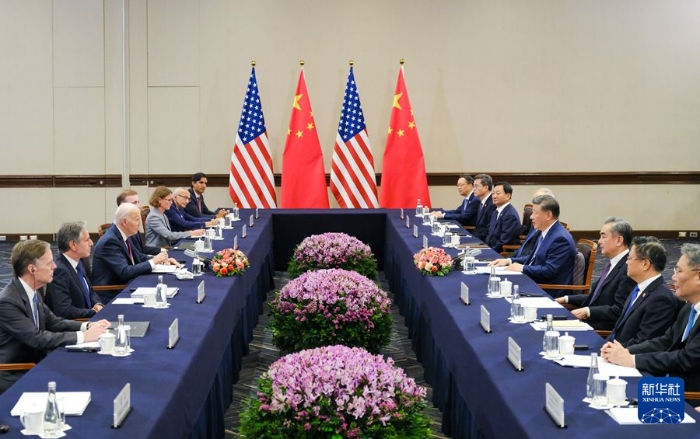 當(dāng)?shù)貢r(shí)間11月16日下午，國(guó)家主席習(xí)近平在利馬同美國(guó)總統(tǒng)拜登舉行會(huì)晤。新華社記者 丁林 攝