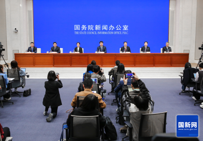 國務(wù)院政策例行吹風(fēng)會現(xiàn)場（劉健 攝）