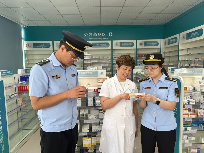 湖州南太湖新區(qū)開(kāi)展藥品安全檢查2